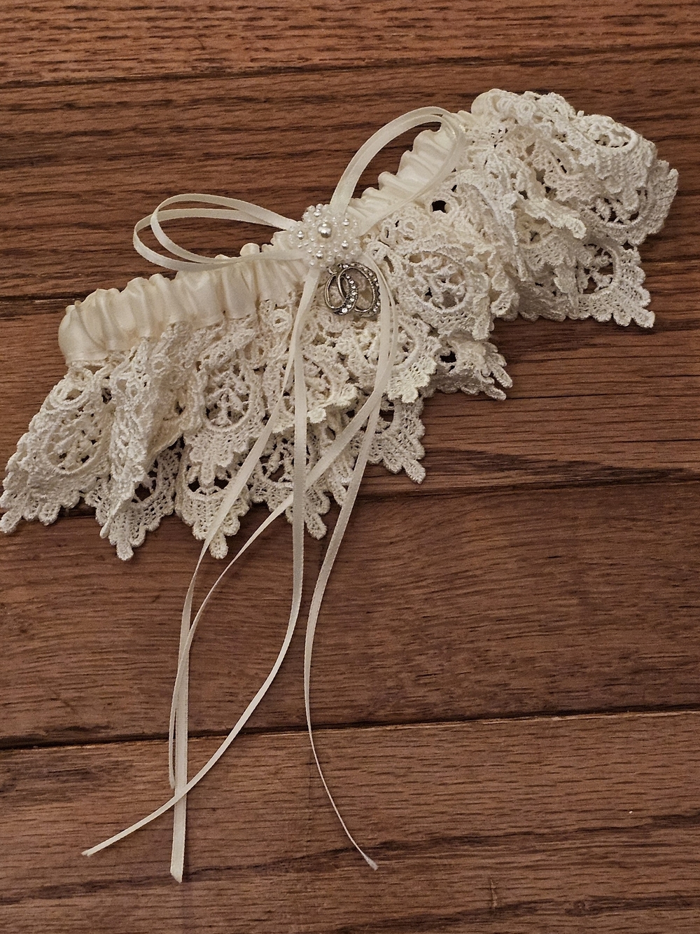 Ivory Lace Bridal Garter with Pearl Accent and Interlocking Rings Charm